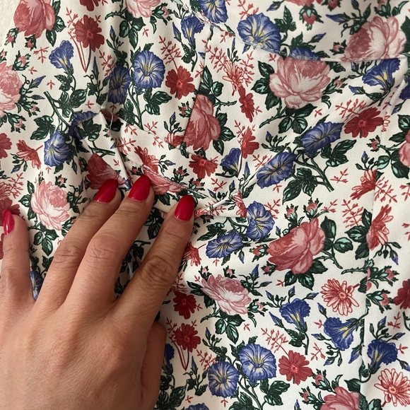 Endless Rose Floral Basic Shorts - Picture 8 of 11